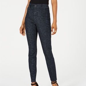 Rewash
Juniors' Nikki Printed Denim Jeggings